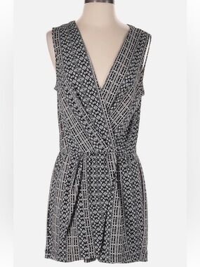 BCBGeneration Black and White Printed Sleeveless Romper